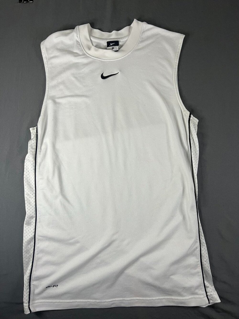 Nike Dri Fit Tank Top Men’s Large Center Swoosh White Air Cool Mesh Basketball